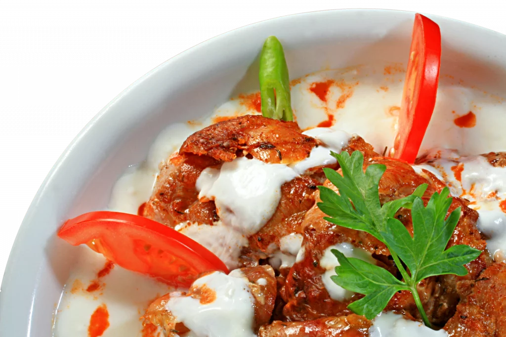 İskender mit Tomatensugo und Joghurt